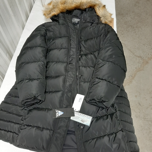 Ladies clothing (Plus Size) - Picture 9 of 12